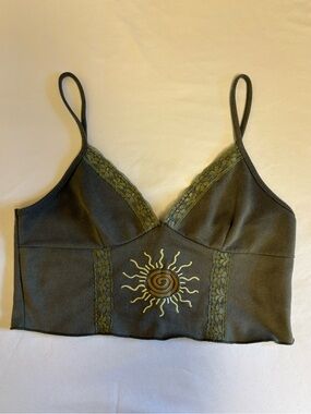 Romwe Olive Green Sun Embroidered Crop Top Lace Trim Size Medium